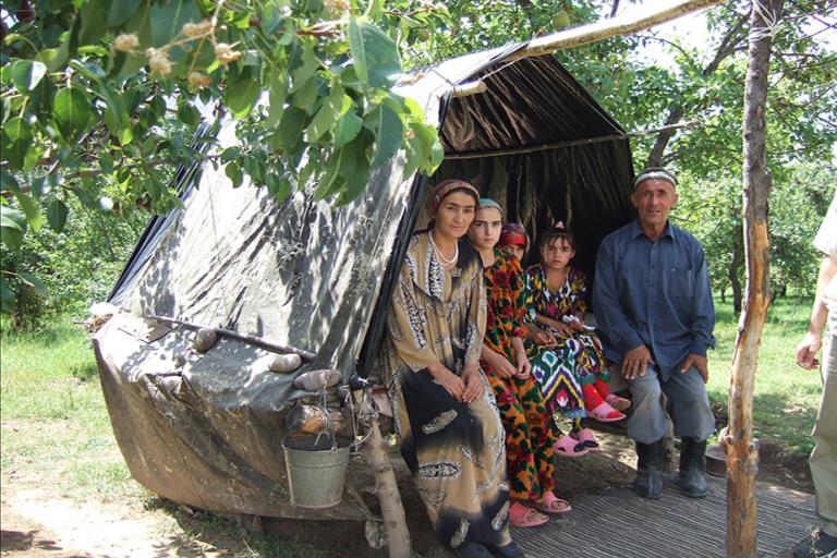 2005_-_tajikistan_-_14_-_dscf0007_w.jpg